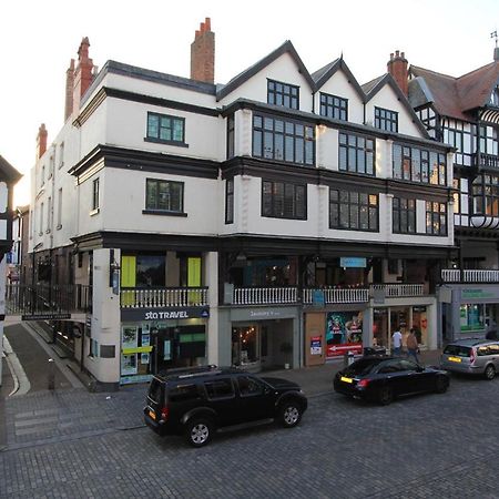 Character Apartment With Views Over City Centre & The Historic Rows Chester Extérieur photo