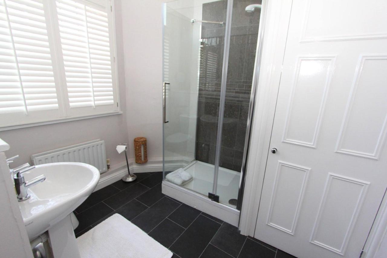 Character Apartment With Views Over City Centre & The Historic Rows Chester Extérieur photo